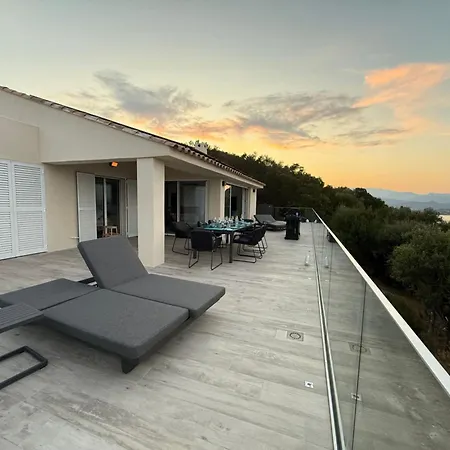 Vacation Near Vecchio * Порто-Веккьо