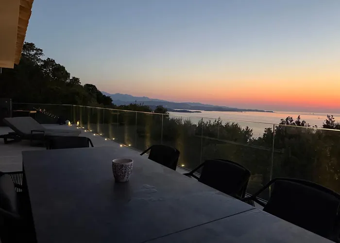 Vacation Near Vecchio Prázdninový dům Porto-Vecchio (Corsica)